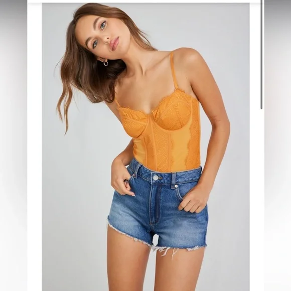 NWT! Garage Denim Amelia Blue Festival Shorts. - Picture 1 of 6